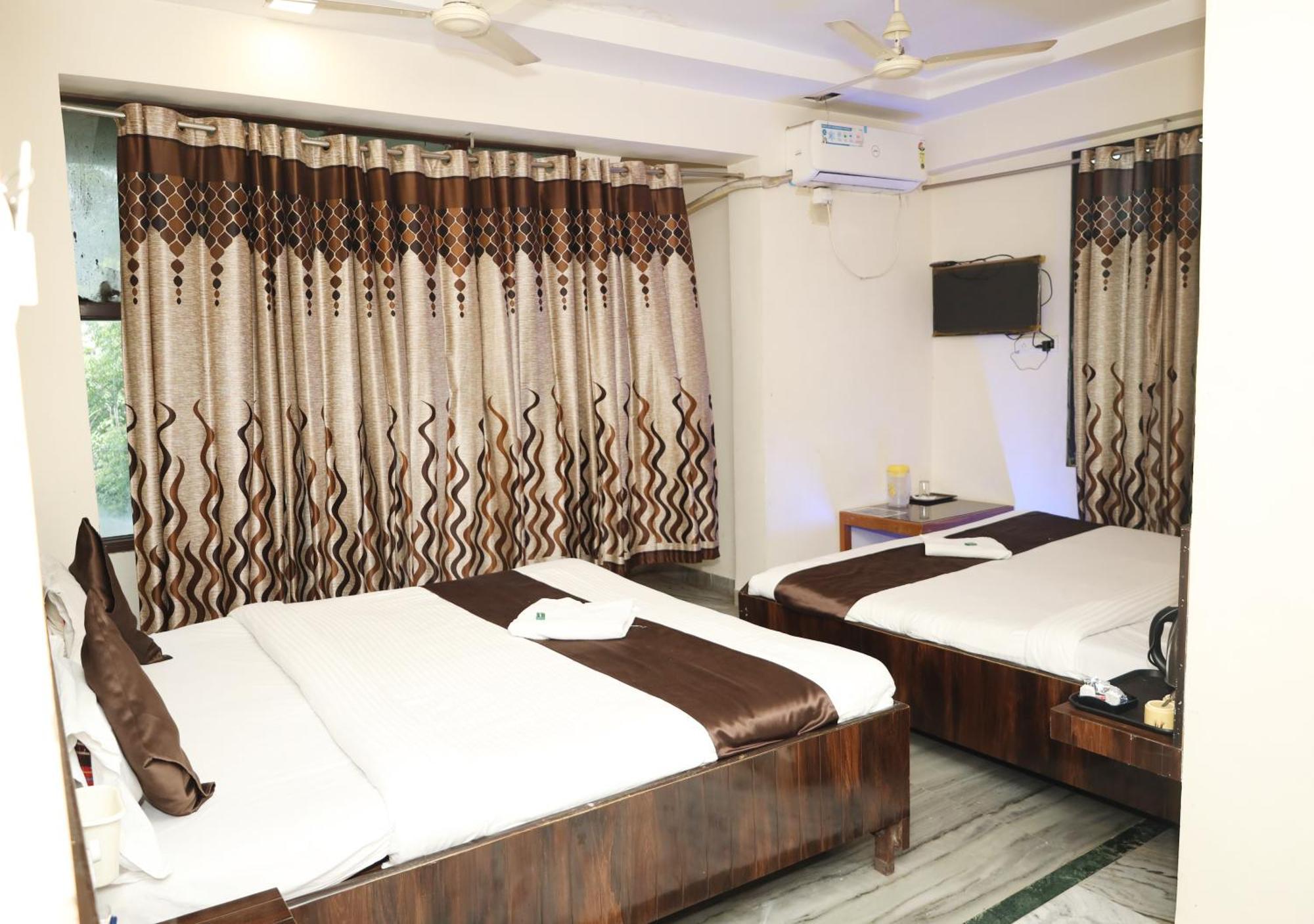 Hotel Sachidanand Shirdi Εξωτερικό φωτογραφία