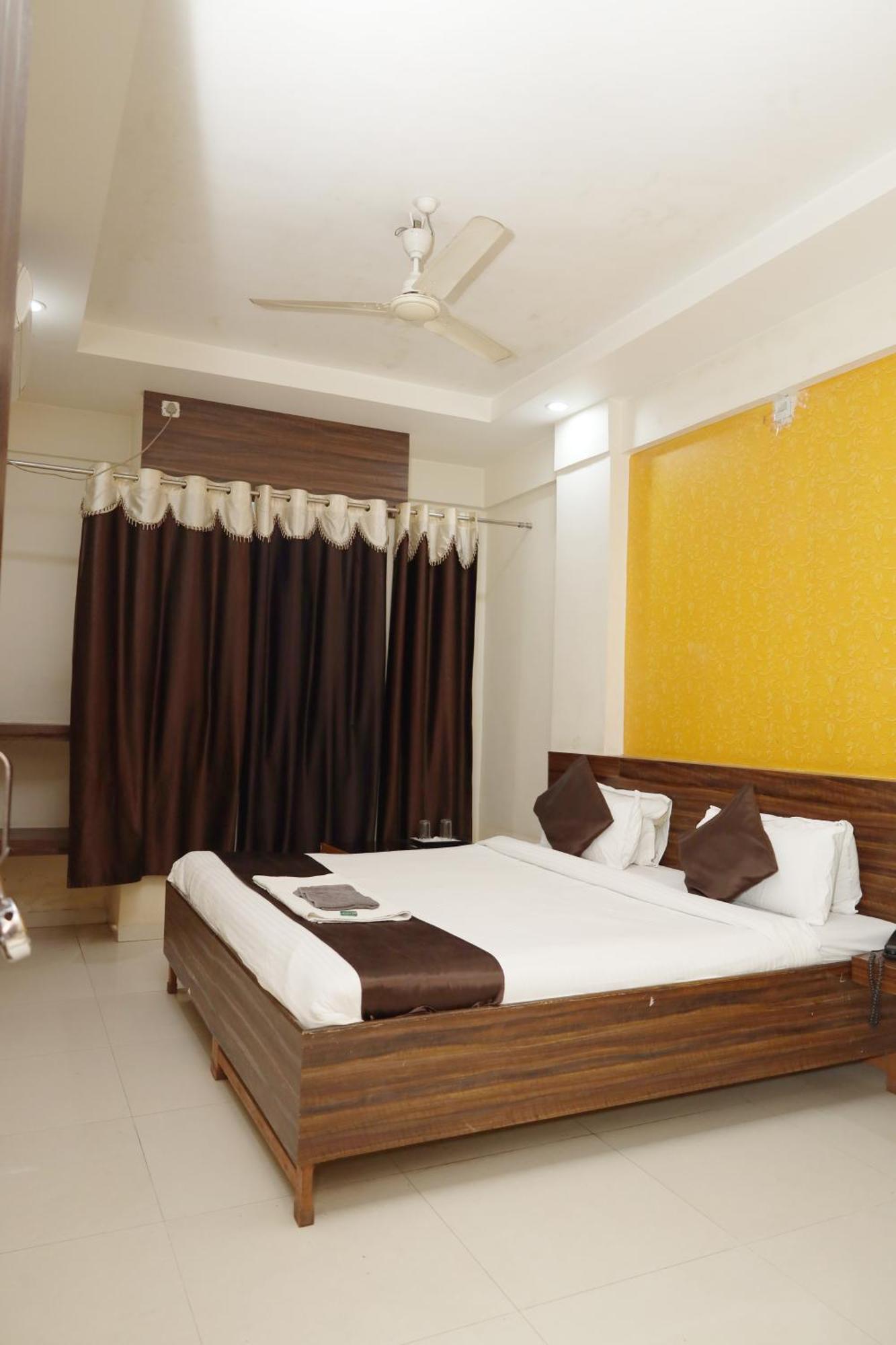 Hotel Sachidanand Shirdi Εξωτερικό φωτογραφία