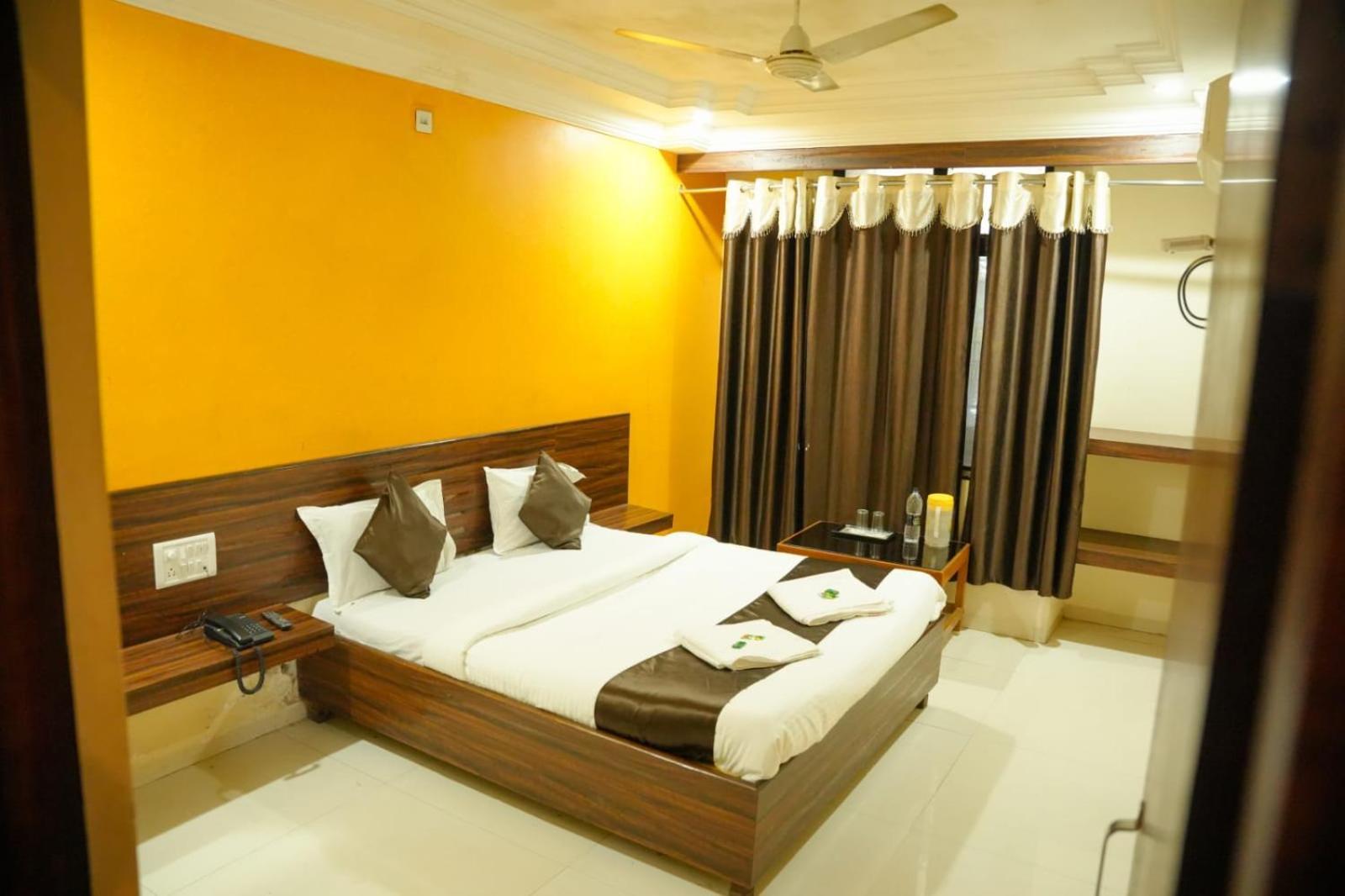 Hotel Sachidanand Shirdi Εξωτερικό φωτογραφία