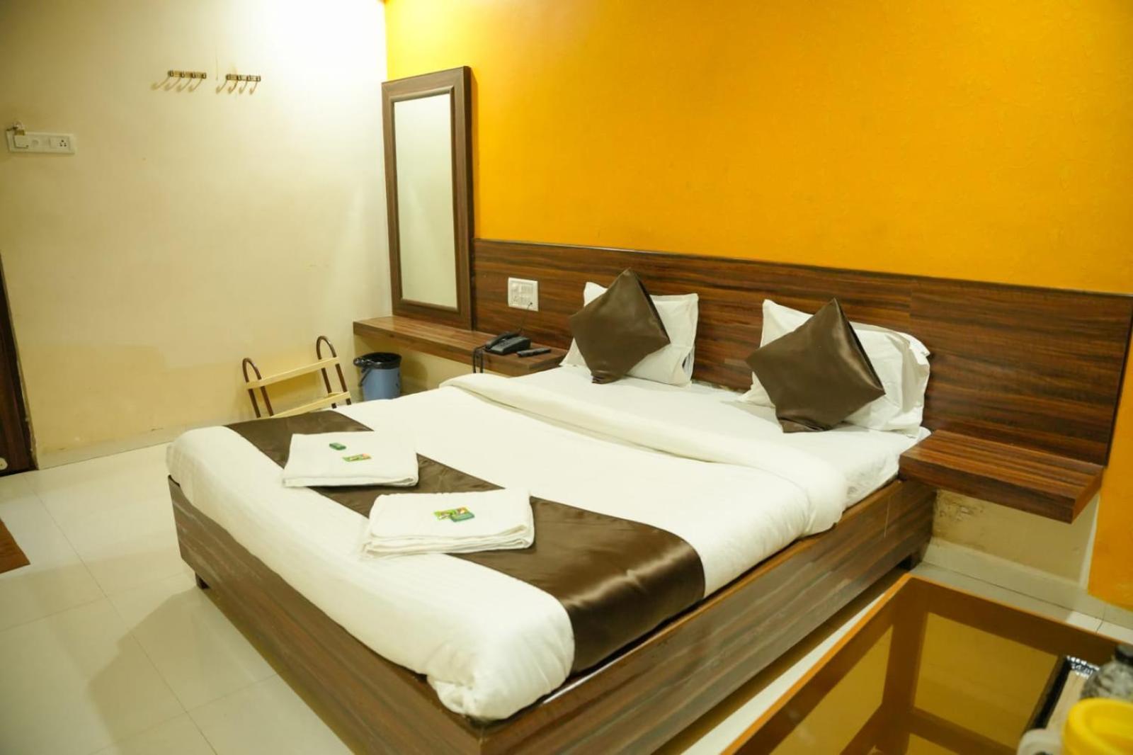 Hotel Sachidanand Shirdi Εξωτερικό φωτογραφία